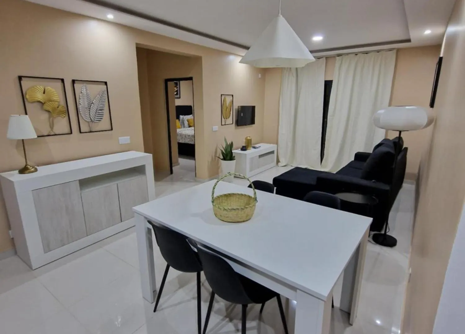 Zahma Apartments プライア