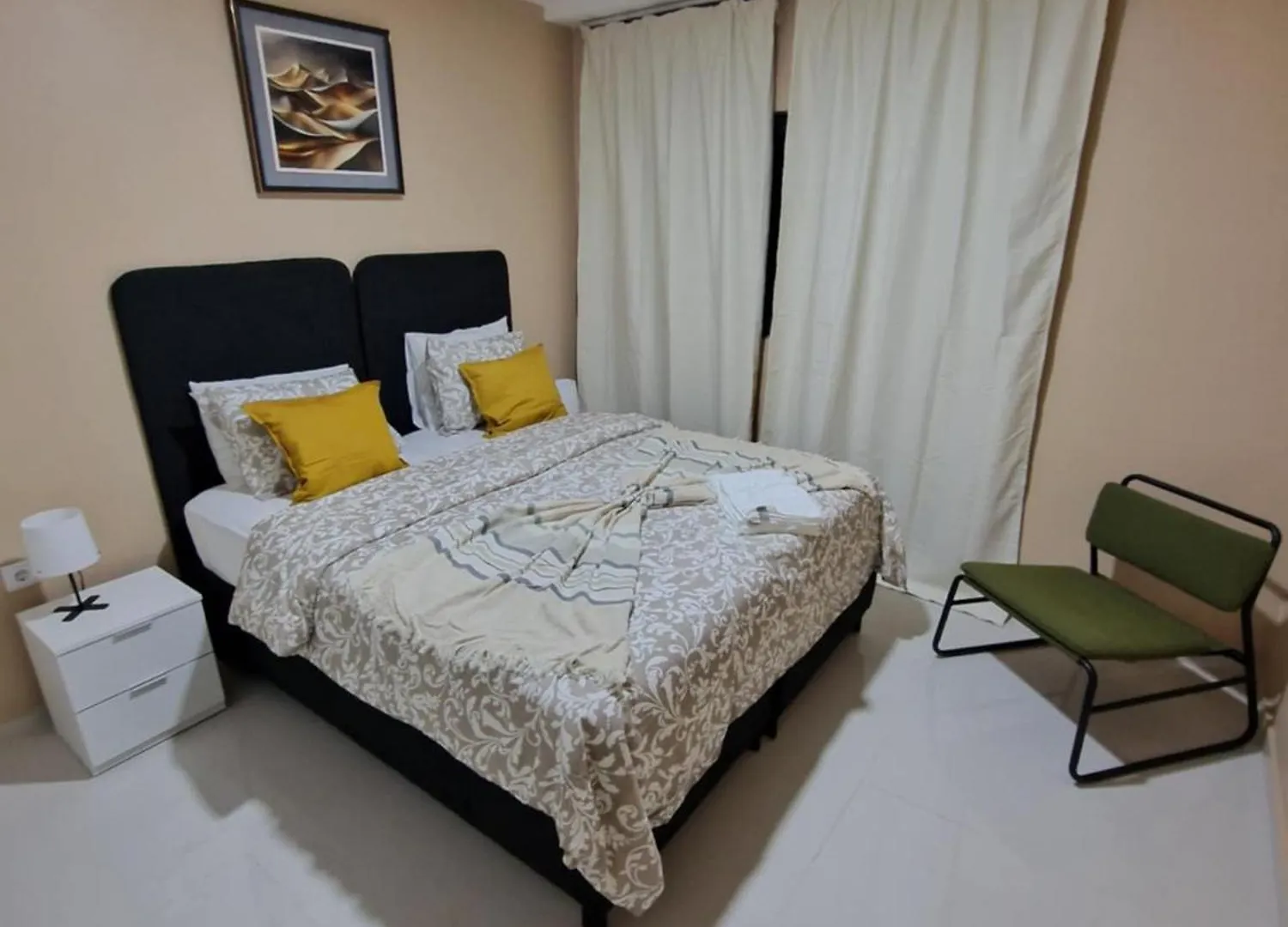 Zahma Apartments プライア