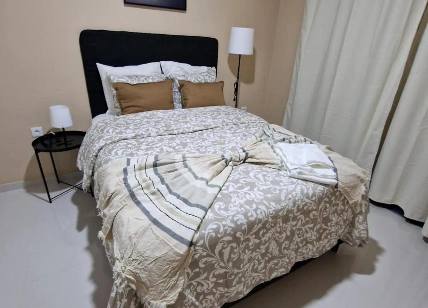 Zahma Apartments プライア