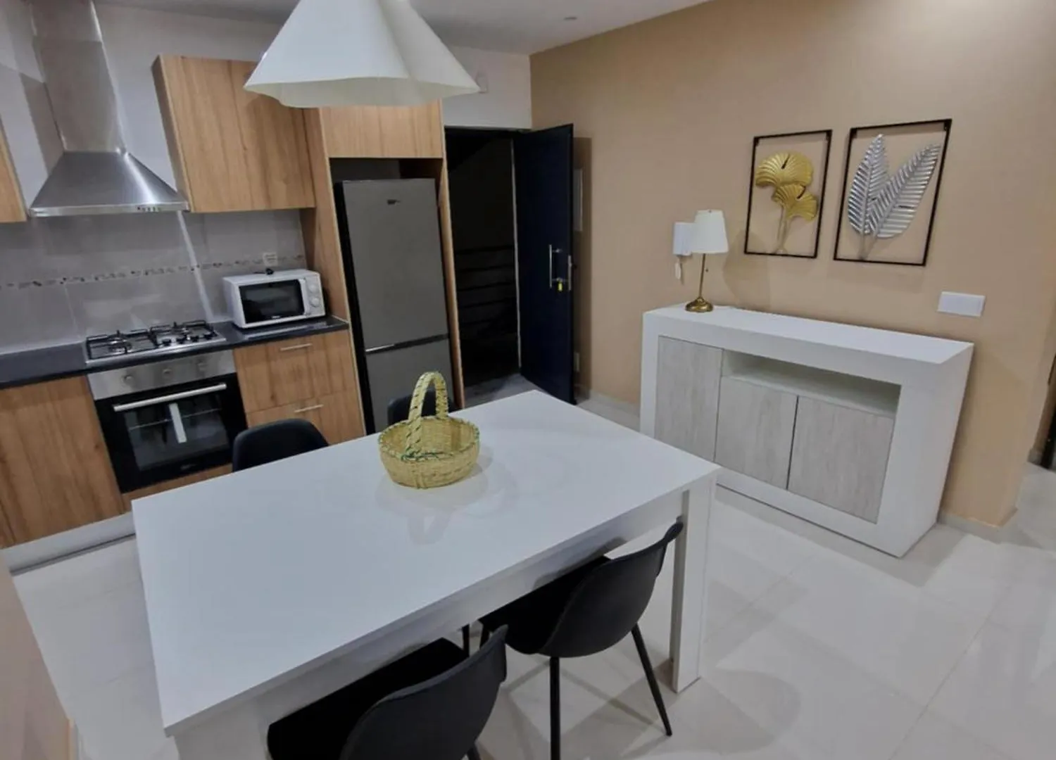 Zahma Apartments プライア